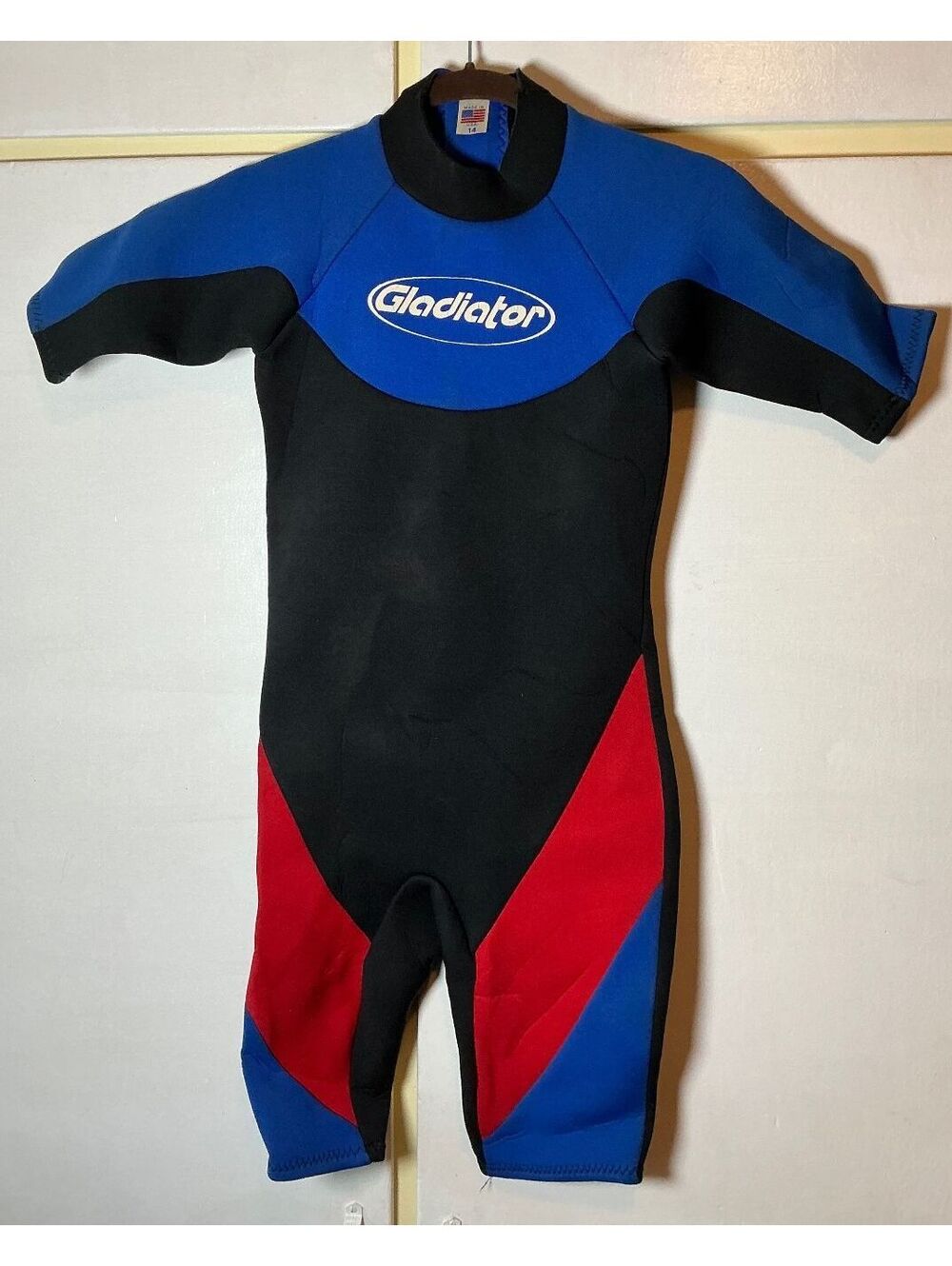 Wetsuit Gladiator Brand Size Small/Medium Size 14 Water Sports Ocean
